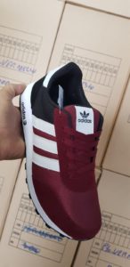 Adidas Neo - Preto com Vinho