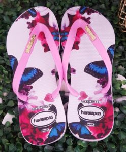 Chinelo - Havaianas - Flores e Borboletas