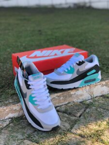 Nike Air Max 90 - Cinza, Branco, Azul e Preto