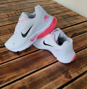 Nike PorMax - Branco com Rosa